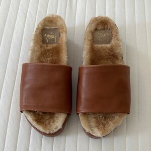 Beek Tan Leather Pelican Shearling Slide Sandals